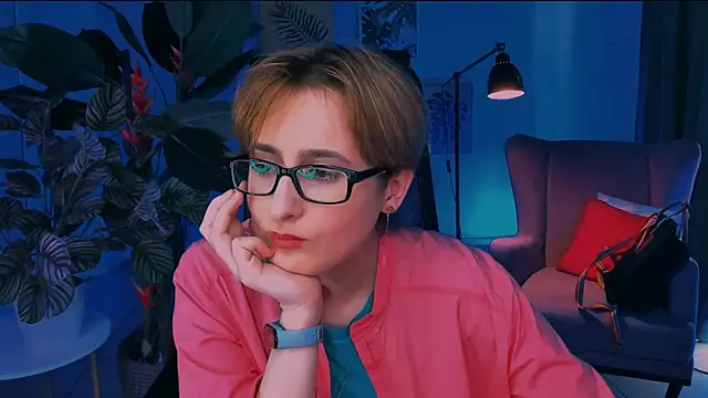 LixeLuna online show from March 31, 2026, 6:37 am