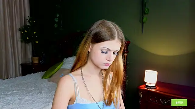Snapshot of Enji_Rey chatting on June 11, 2026, 8:50 pm Enji Rey online show from June 11, 2026, 8:50 pm