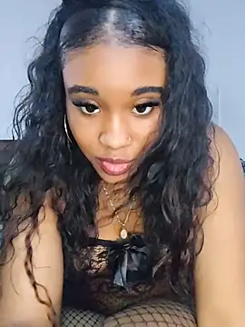 Snapshot of KendallJanner chatting on March 31, 2026, 8:22 pm KendallJanner online show from March 31, 2026, 8:22 pm