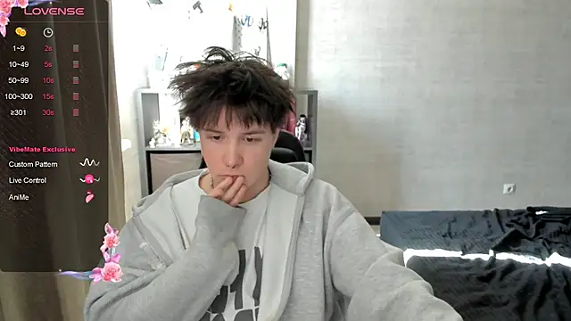 MIya Chinen online show from April 10, 2026, 10:44 am