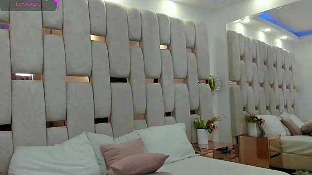 georgina kloss  online show from March 31, 2026, 5:15 pm