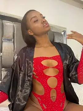 SandyAdaezee online show from April 15, 2026, 3:49 pm