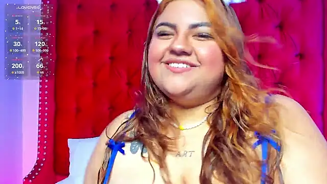 Snapshot of SunnyHoney_ chatting on June 15, 2026, 12:16 pm SunnyHoney online show from June 15, 2026, 12:16 pm