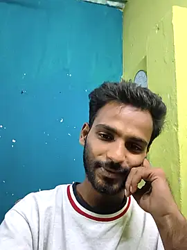 Snapshot of originaLUND chatting on May 3, 2026, 7:28 pm originaLUND online show from May 3, 2026, 7:28 pm