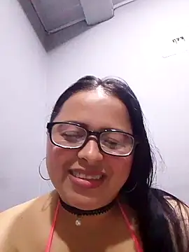 violetapeeveet online show from March 17, 2026, 6:27 am