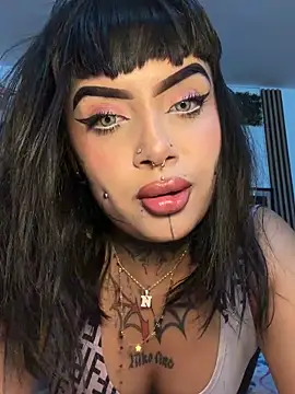 LauriInk1 online show from March 25, 2026, 1:50 am