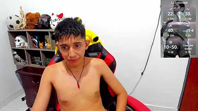 gomitaboy1 online show from May 3, 2026, 6:22 pm