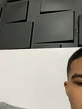 Snapshot of negro23cmdotado chatting on May 2, 2026, 4:23 pm negro23cmdotado online show from May 2, 2026, 4:23 pm