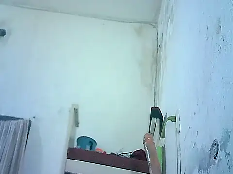 Snapshot of naomitrans32 chatting on March 22, 2026, 9:44 am naomitrans32 online show from March 22, 2026, 9:44 am