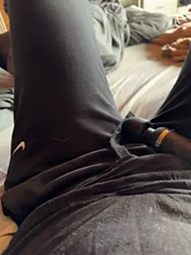 aleexii s online show from April 5, 2026, 10:22 am