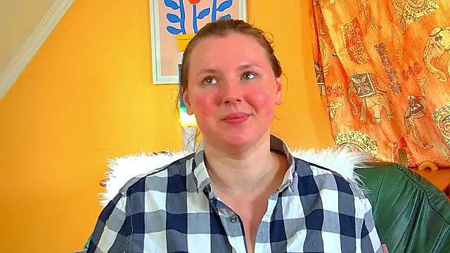 MelodyMoores online show from April 1, 2026, 7:20 am