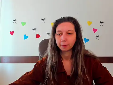 Ellina Star online show from April 4, 2026, 7:04 am