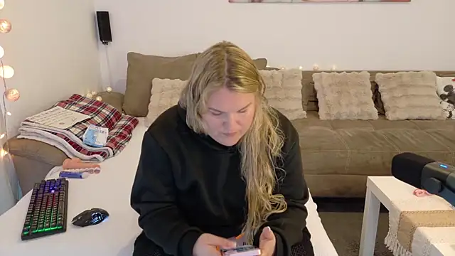 Snapshot of Jolina_Juice chatting on April 11, 2026, 9:02 am Jolina Juice online show from April 11, 2026, 9:02 am