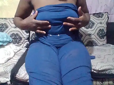 Snapshot of Sexyaryaa chatting on April 25, 2026, 2:03 am Sexyaryaa online show from April 25, 2026, 2:03 am