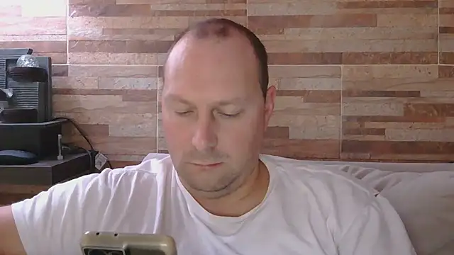 Snapshot of lustonfan chatting on May 16, 2026, 12:48 pm lustonfan online show from May 16, 2026, 12:48 pm