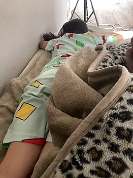 runa3800 online show from April 18, 2026, 10:54 pm