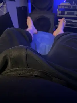 MatthewEmme2121 online show from March 4, 2026, 3:20 pm