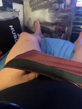 MatthewEmme2121 online show from May 15, 2026, 11:14 pm