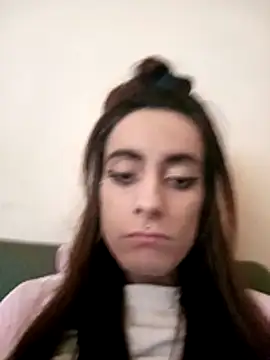 chiara-mario online show from April 8, 2026, 1:56 pm