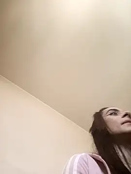 chiara-mario online show from April 11, 2026, 8:51 am