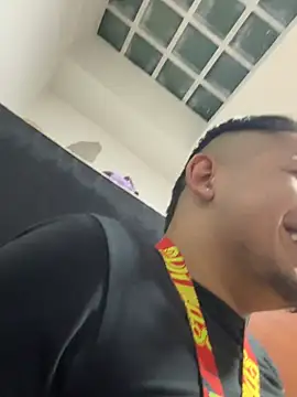 OliverTabordaa online show from March 10, 2026, 7:51 pm