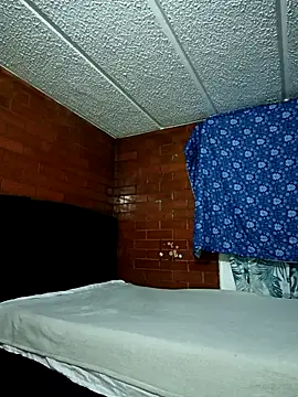 susanhottie1 online show from March 13, 2026, 1:32 am