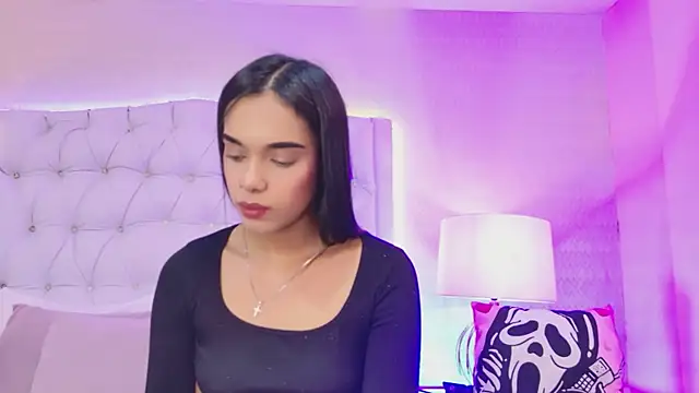MeganRoseh online show from May 18, 2026, 7:29 pm