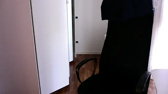 Snapshot of VENEZIABOSS chatting on June 7, 2026, 8:52 am VENEZIABOSS online show from June 7, 2026, 8:52 am