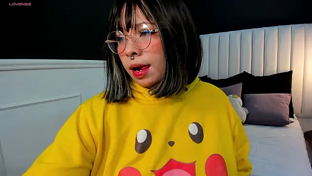 lil la skye online show from March 22, 2026, 2:07 pm