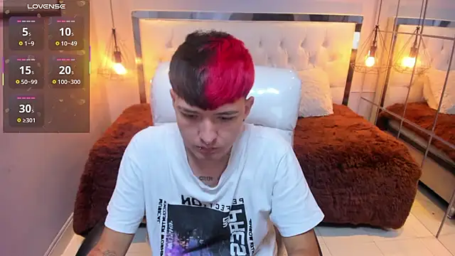 Santiago morgan online show from March 19, 2026, 9:59 pm