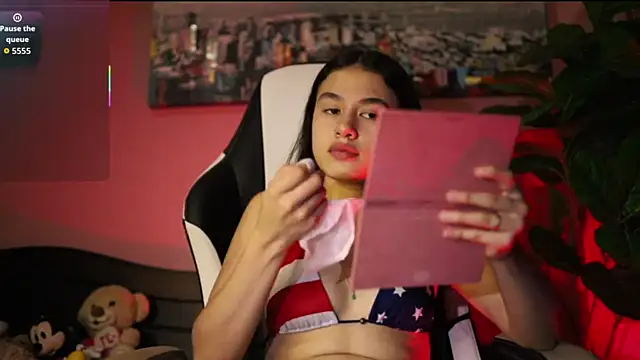 Danaa Rousee  online show from March 20, 2026, 11:06 pm