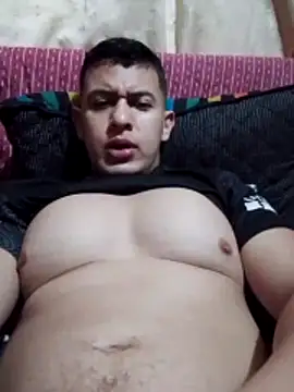 Snapshot of RomanCroft chatting on April 3, 2026, 2:07 am RomanCroft online show from April 3, 2026, 2:07 am