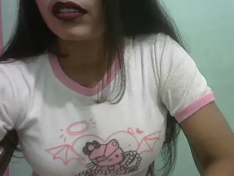 Snapshot of Lovely-Pandey chatting on April 5, 2026, 9:43 pm Lovely-Pandey online show from April 5, 2026, 9:43 pm