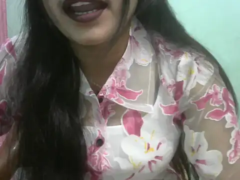 Snapshot of Lovely-Pandey chatting on March 25, 2026, 5:34 pm Lovely-Pandey online show from March 25, 2026, 5:34 pm