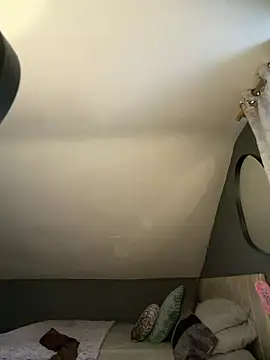 Saskia xx online show from March 23, 2026, 4:18 pm