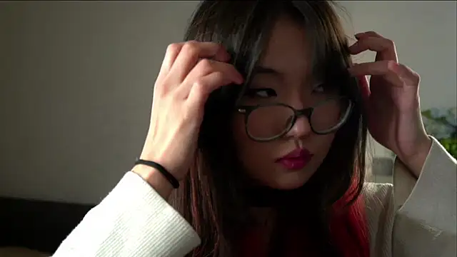 NelleMihalko online show from March 19, 2026, 11:10 am