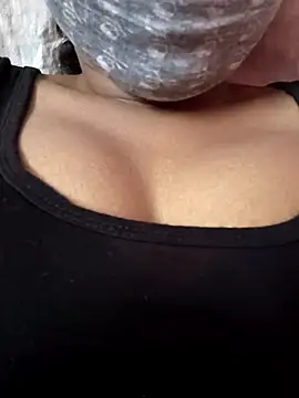 Horny Natasa  online show from March 15, 2026, 4:58 pm