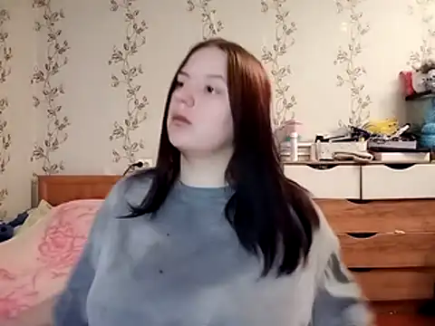 Snapshot of symmetryinvoid chatting on April 1, 2026, 3:20 pm symmetryinvoid online show from April 1, 2026, 3:20 pm