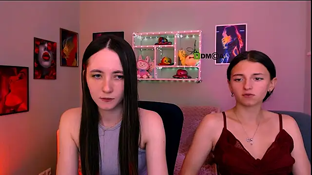 Snapshot of bella_dorn chatting on June 16, 2026, 11:54 am bella dorn online show from June 16, 2026, 11:54 am