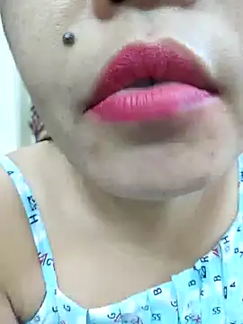 Snapshot of Manisha-Rai chatting on April 12, 2026, 4:54 pm Manisha-Rai online show from April 12, 2026, 4:54 pm