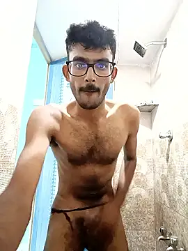 manikanda64 online show from April 3, 2026, 4:02 pm