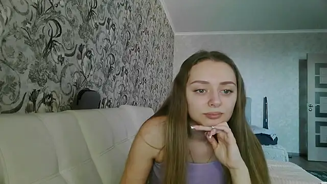 MysticGlimmer online show from March 25, 2026, 12:37 pm