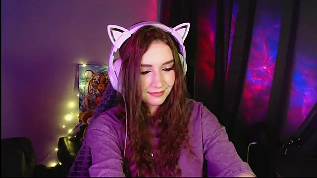 Celia Sensual  online show from April 25, 2026, 7:55 pm