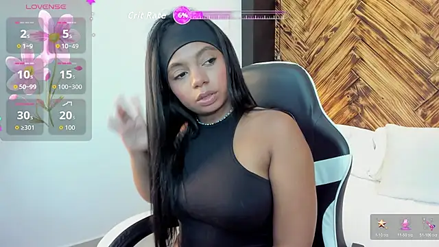 Snapshot of cata_rosse_ chatting on April 14, 2026, 2:05 am cata rosse online show from April 14, 2026, 2:05 am