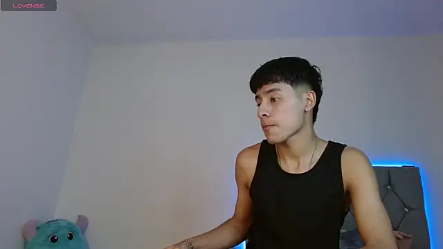 Snapshot of Sebas_fire4 chatting on May 7, 2026, 10:35 pm Sebas fire4 online show from May 7, 2026, 10:35 pm