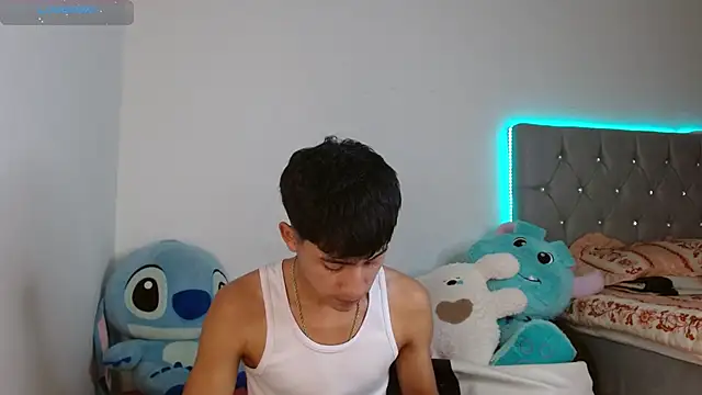 Sebas fire4 online show from April 8, 2026, 12:23 am