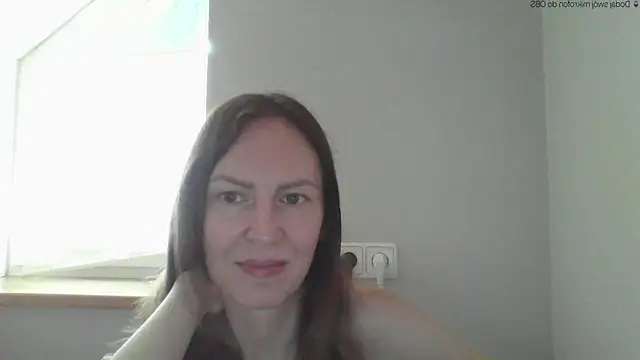 Snapshot of AnnaTight chatting on June 1, 2026, 8:25 am AnnaTight online show from June 1, 2026, 8:25 am