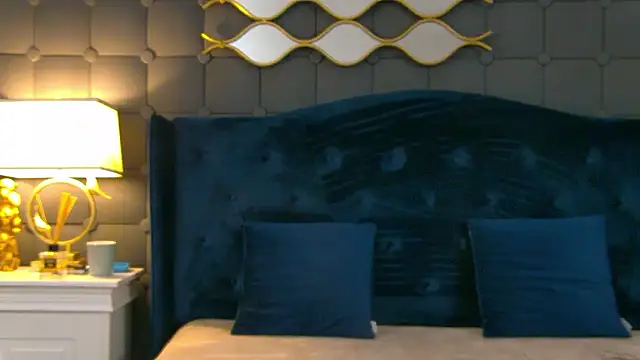 Noir Kitty online show from March 18, 2026, 3:03 pm