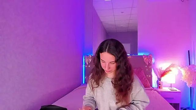 JosephineRows online show from March 25, 2026, 1:43 pm