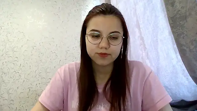 Aurora Breeze online show from May 21, 2026, 11:29 am